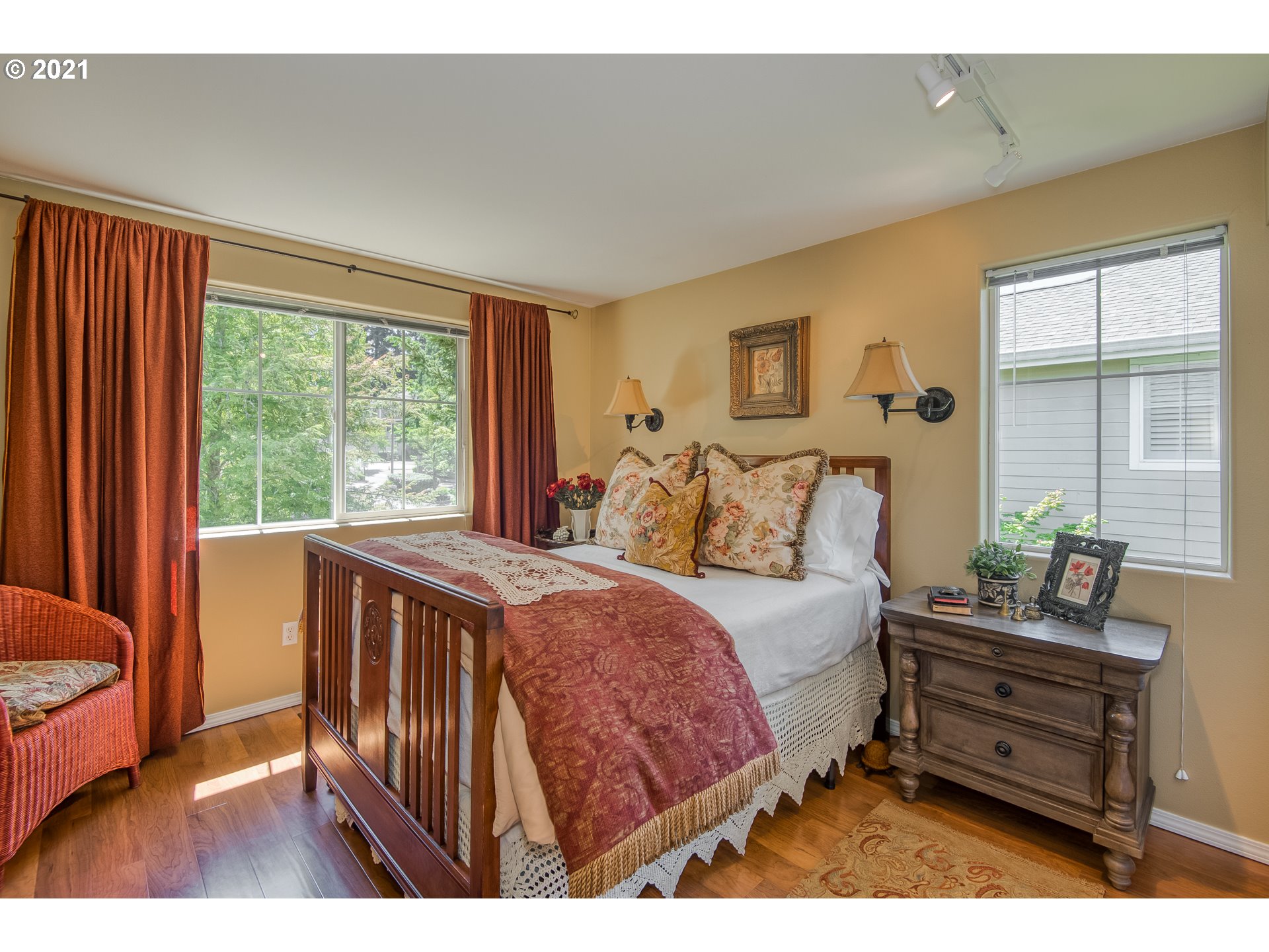 14403 Southwest Barrows Road Beaverton, OR 97007 - Photo 12 of 26 Gallery Image 12