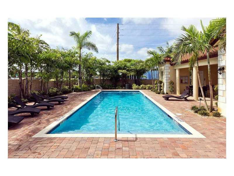 468 Francesca Ridge Road, Unit 468 Boynton Beach, FL 33435 - Photo 8 of 29 Exterior Front.