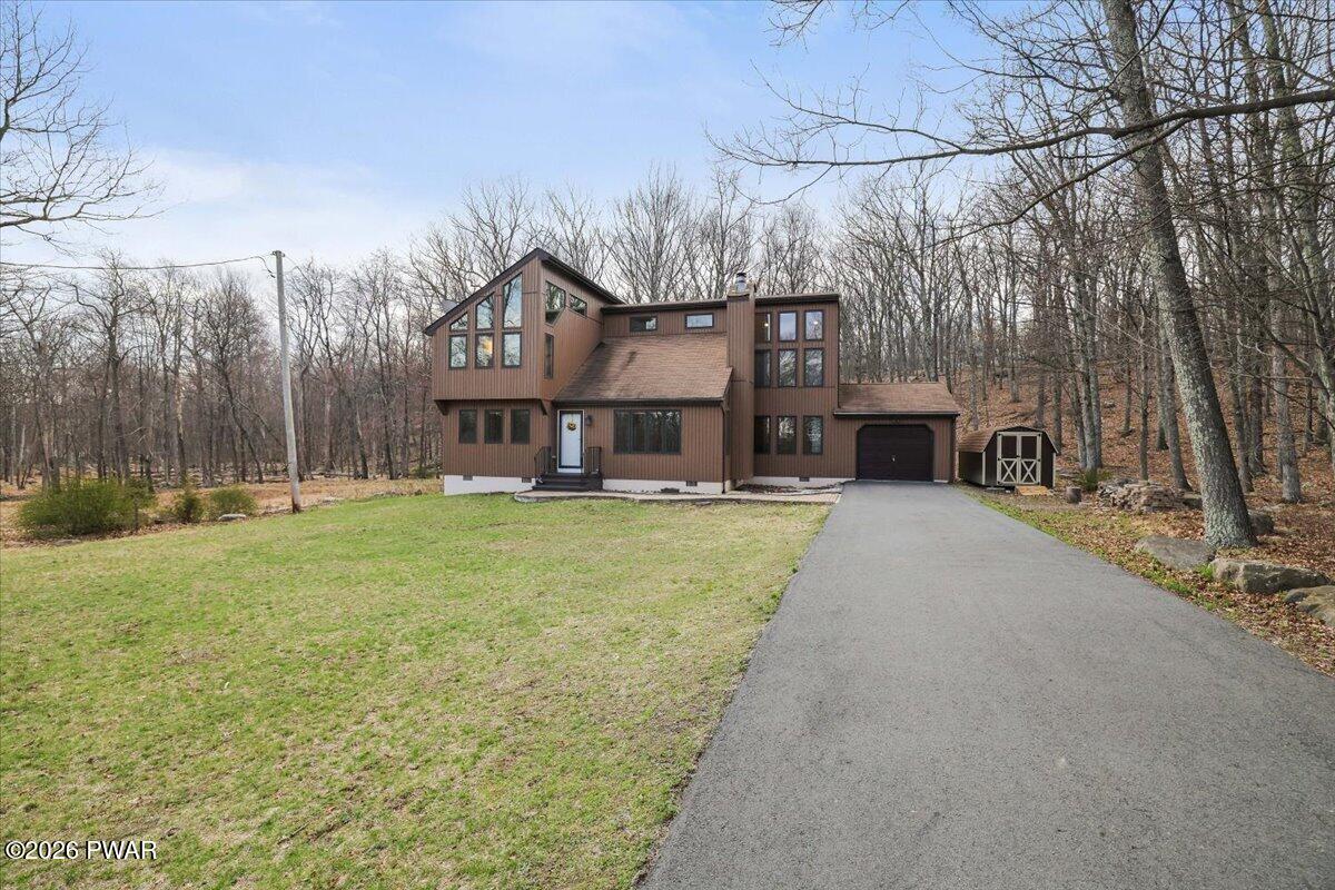 297 Gold Finch Road Bushkill, PA 18324 - Photo 2 of 46