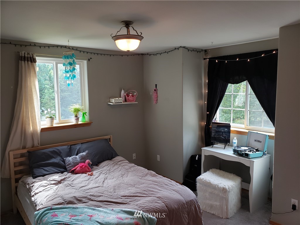 580 East Probert Road Shelton, WA 98584 - Photo 4 of 20 Gallery Image 4
