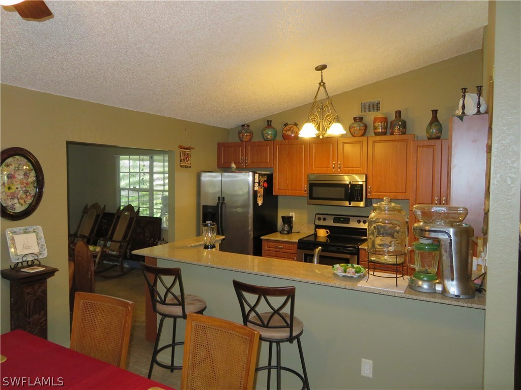 4563 Springview Circle LaBelle, FL 33935 - Photo 5 of 15 Gallery Image 5