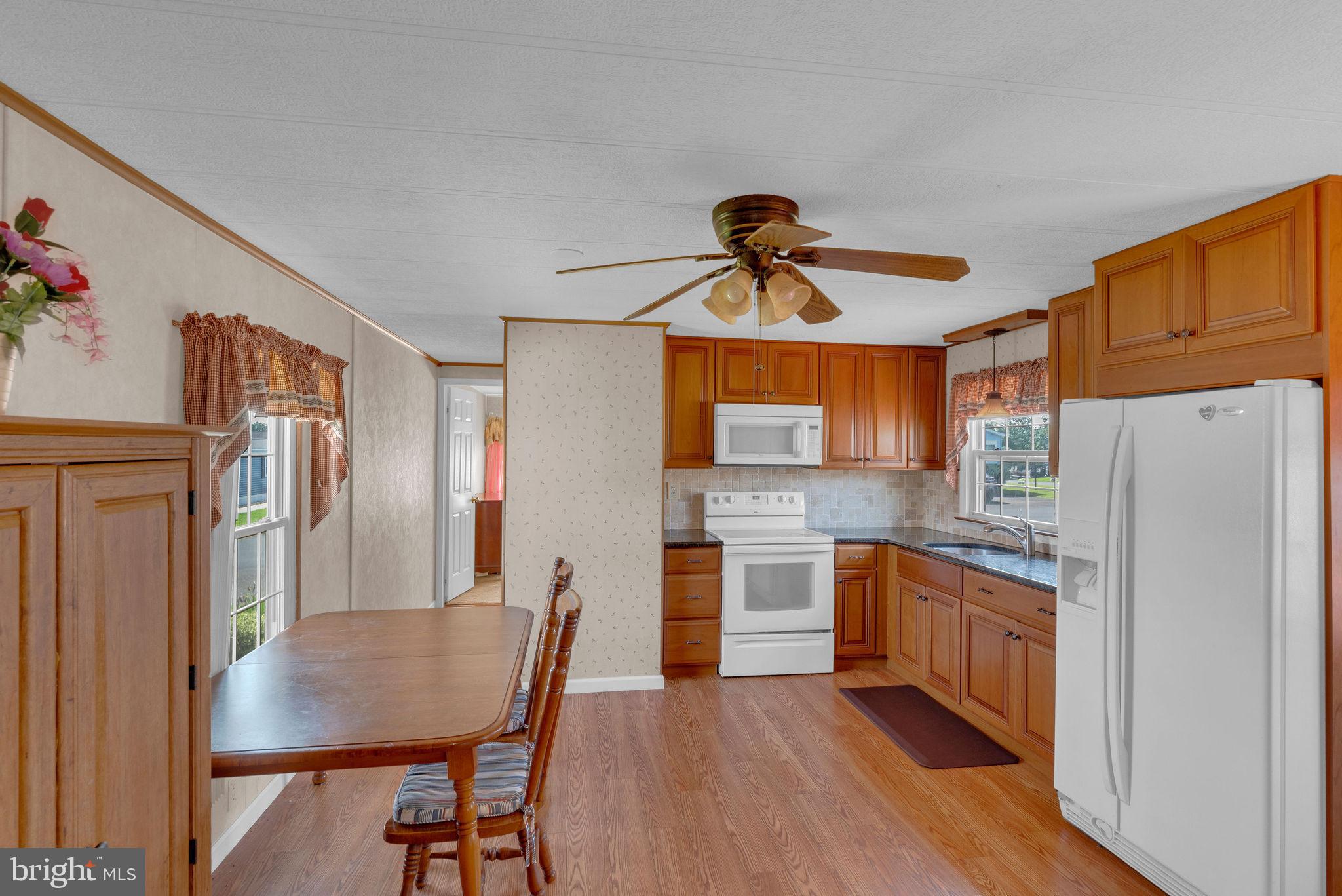 423 Running Brook Road North Wales, PA 19454 - Photo 11 of 25 Gallery Image 11