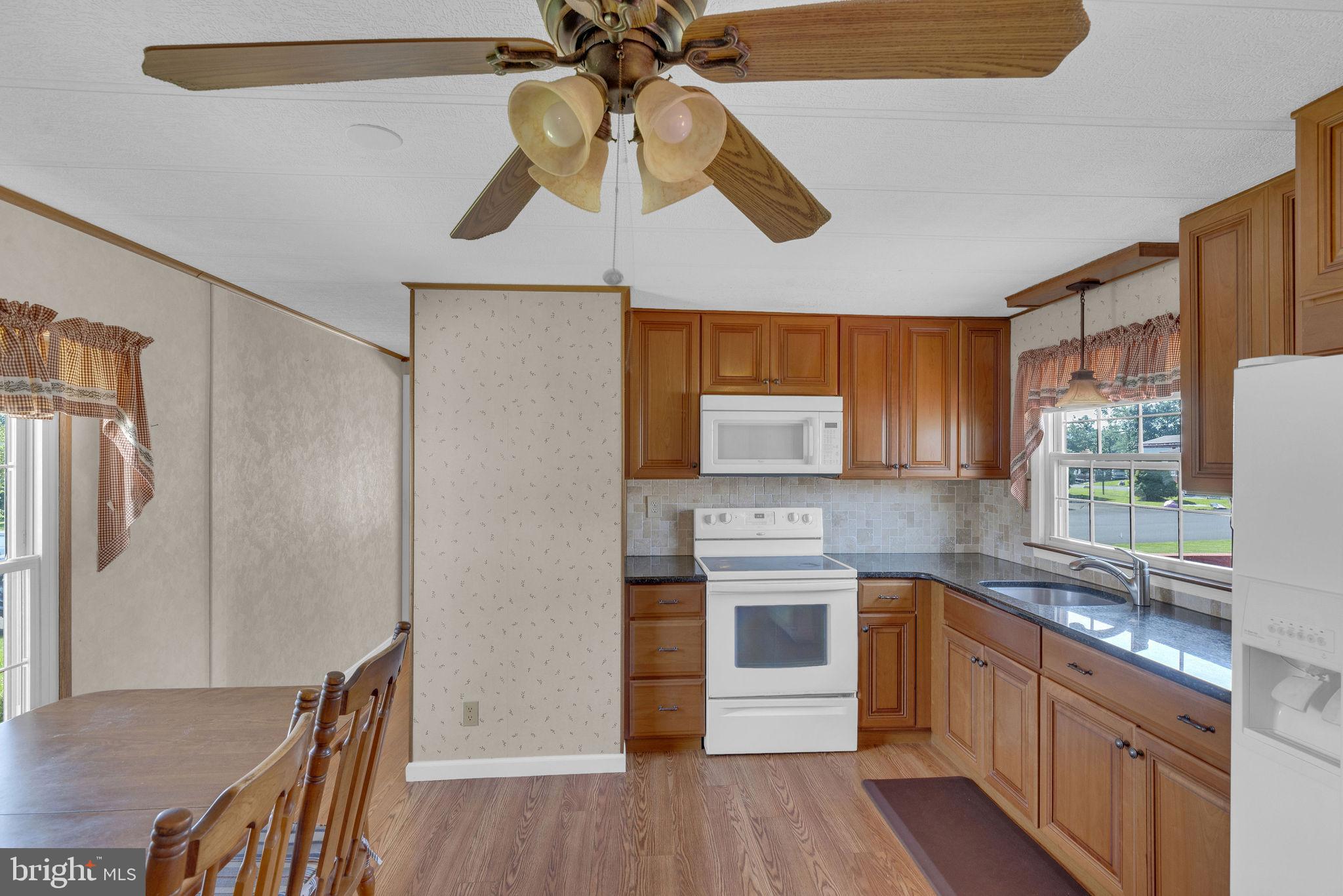 423 Running Brook Road North Wales, PA 19454 - Photo 15 of 25 Gallery Image 15