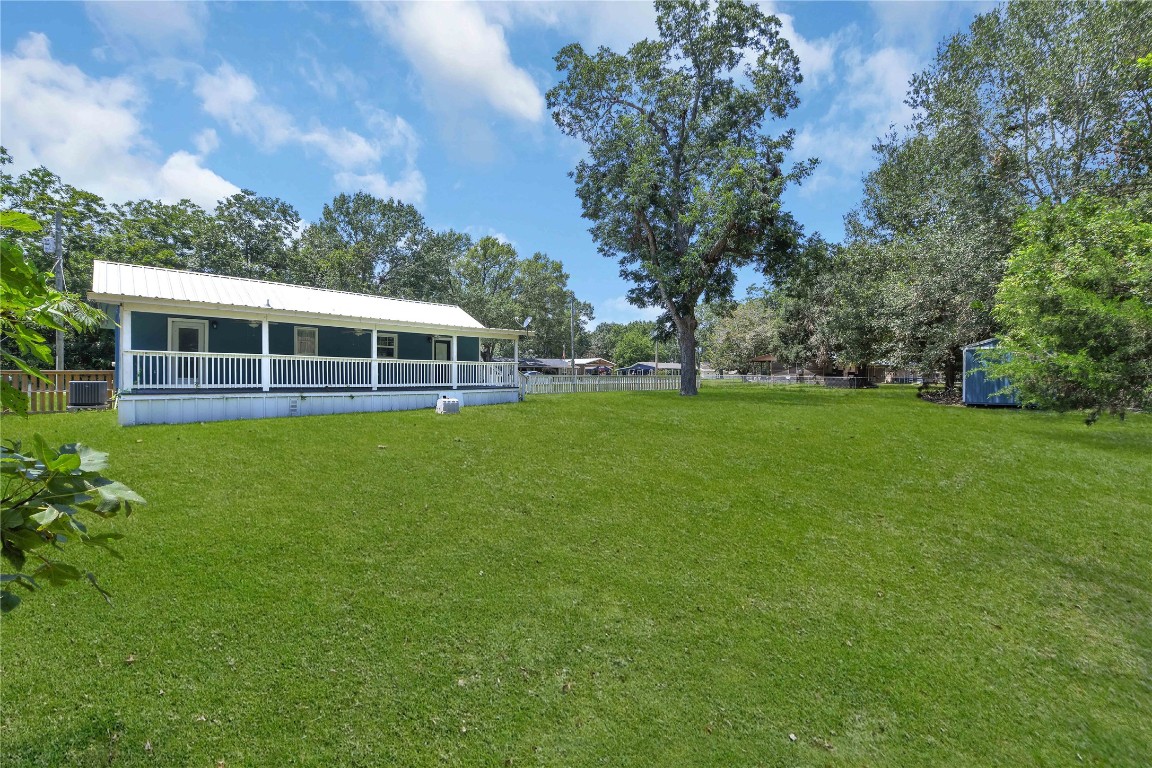 206 Miller Road Livingston, TX 77351 - Photo 27 of 27 Opposite corner looking at back of house.