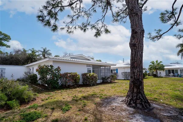 $315,000 | 216 Fair Winds Drive, Unit 216, Nokomis, FL 34275