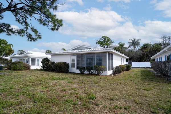 $315,000 | 216 Fair Winds Drive, Unit 216, Nokomis, FL 34275