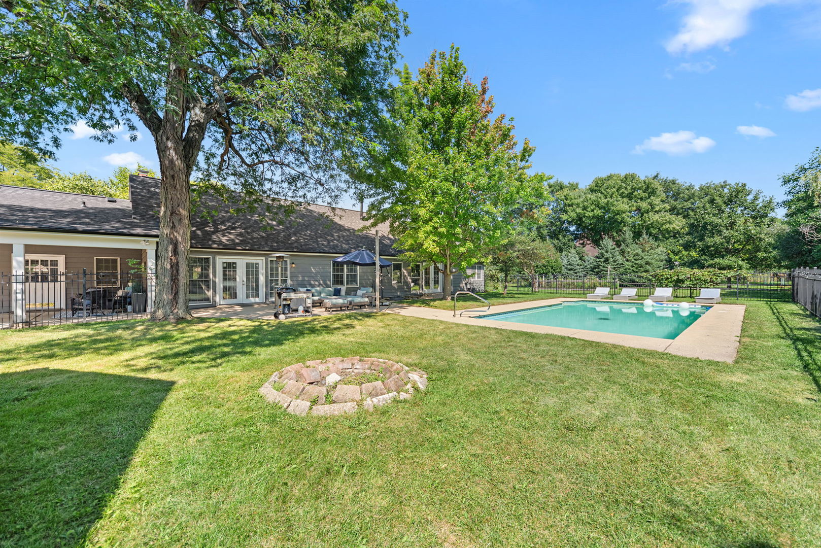 1195 Longmeadow Road Northbrook, IL 60062 - Photo 30 of 34 Gallery Image 30