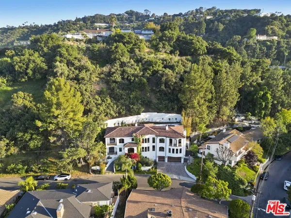 $3,499,000 | 10940 Terryview Drive, Studio City, CA 91604