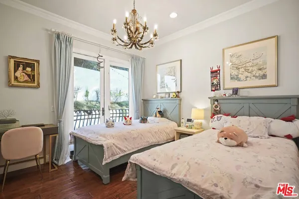 $3,499,000 | 10940 Terryview Drive, Studio City, CA 91604
