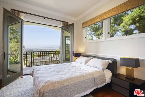 $3,499,000 | 10940 Terryview Drive, Studio City, CA 91604