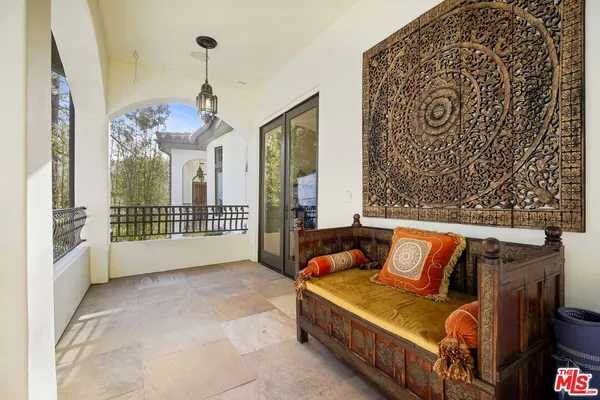$3,499,000 | 10940 Terryview Drive, Studio City, CA 91604