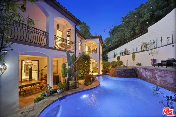 $3,499,000 | 10940 Terryview Drive, Studio City, CA 91604