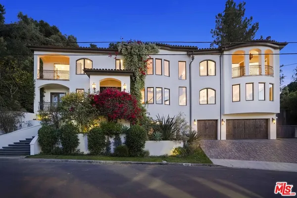 $3,499,000 | 10940 Terryview Drive, Studio City, CA 91604