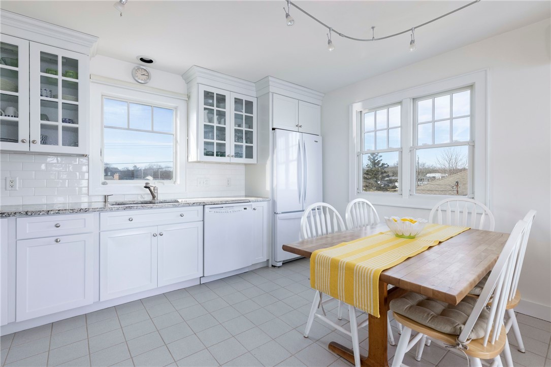 17 Rabbit Run Westerly, RI 02891 - Photo 9 of 49