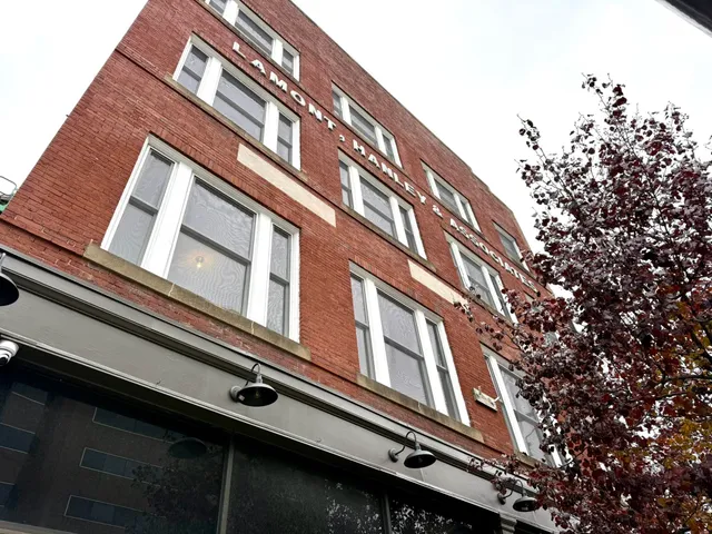 $1,595 | 1138 Elm Street, Manchester, NH 03101