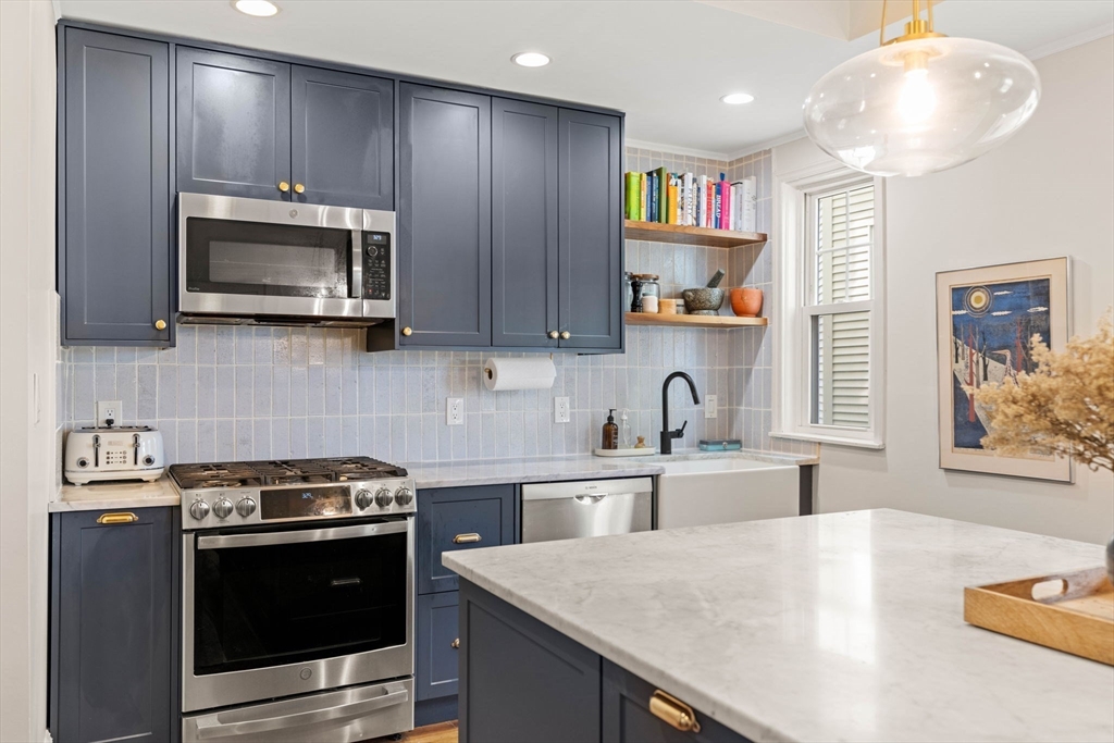 32 Roseclair Street, Unit 2 Boston, MA 02125 - Photo 2 of 34