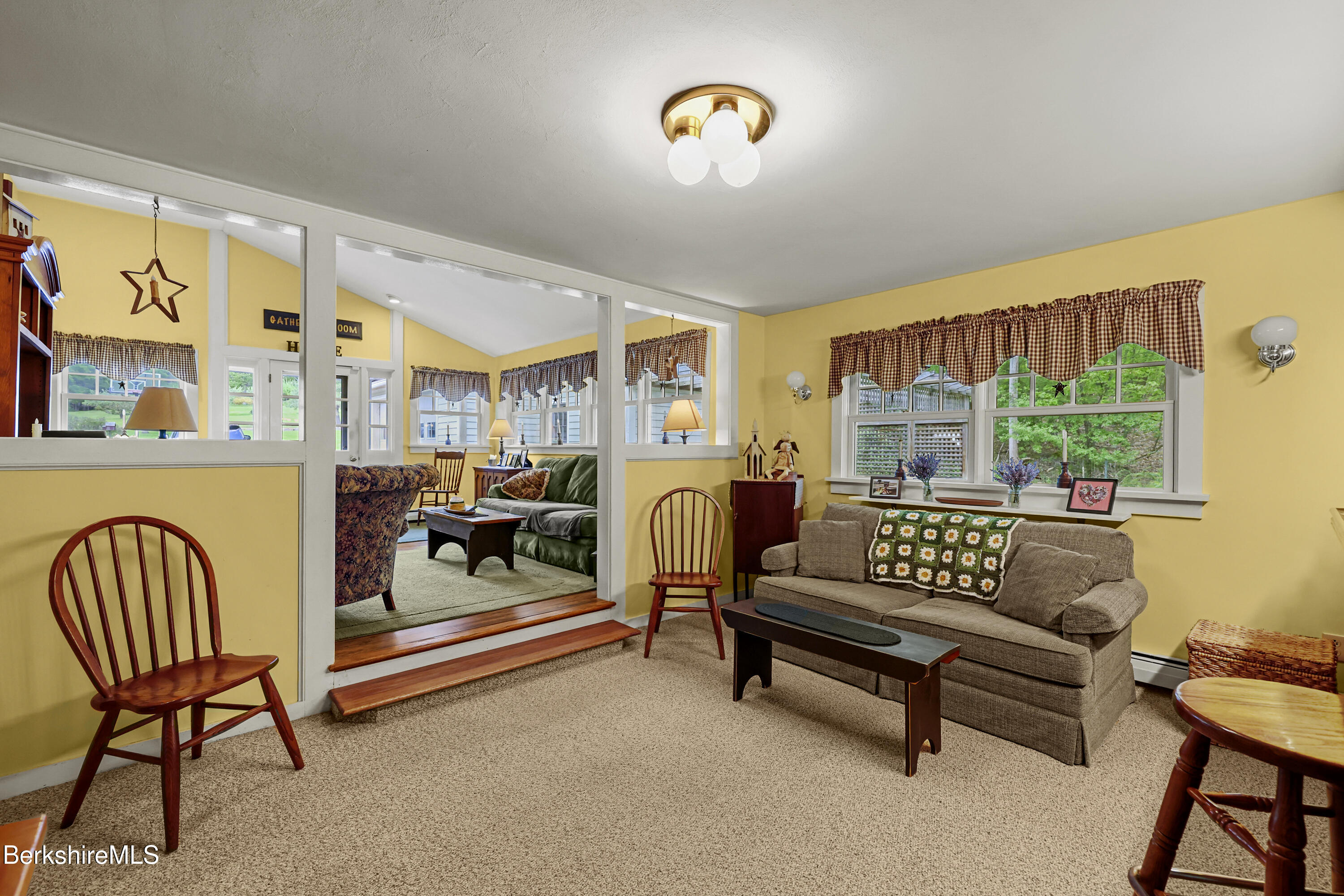 924 Henderson Road Williamstown, MA 01267 - Photo 5 of 51 Tavern from family room