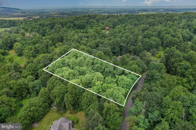 $150,000 | 5 Glencarron Court, Dillsburg, PA 17019