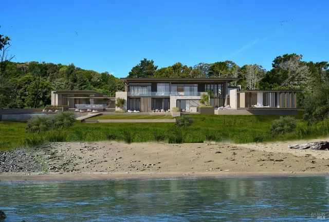 $3,995,000 | 3800 Paradise Drive, Tiburon, CA 94920