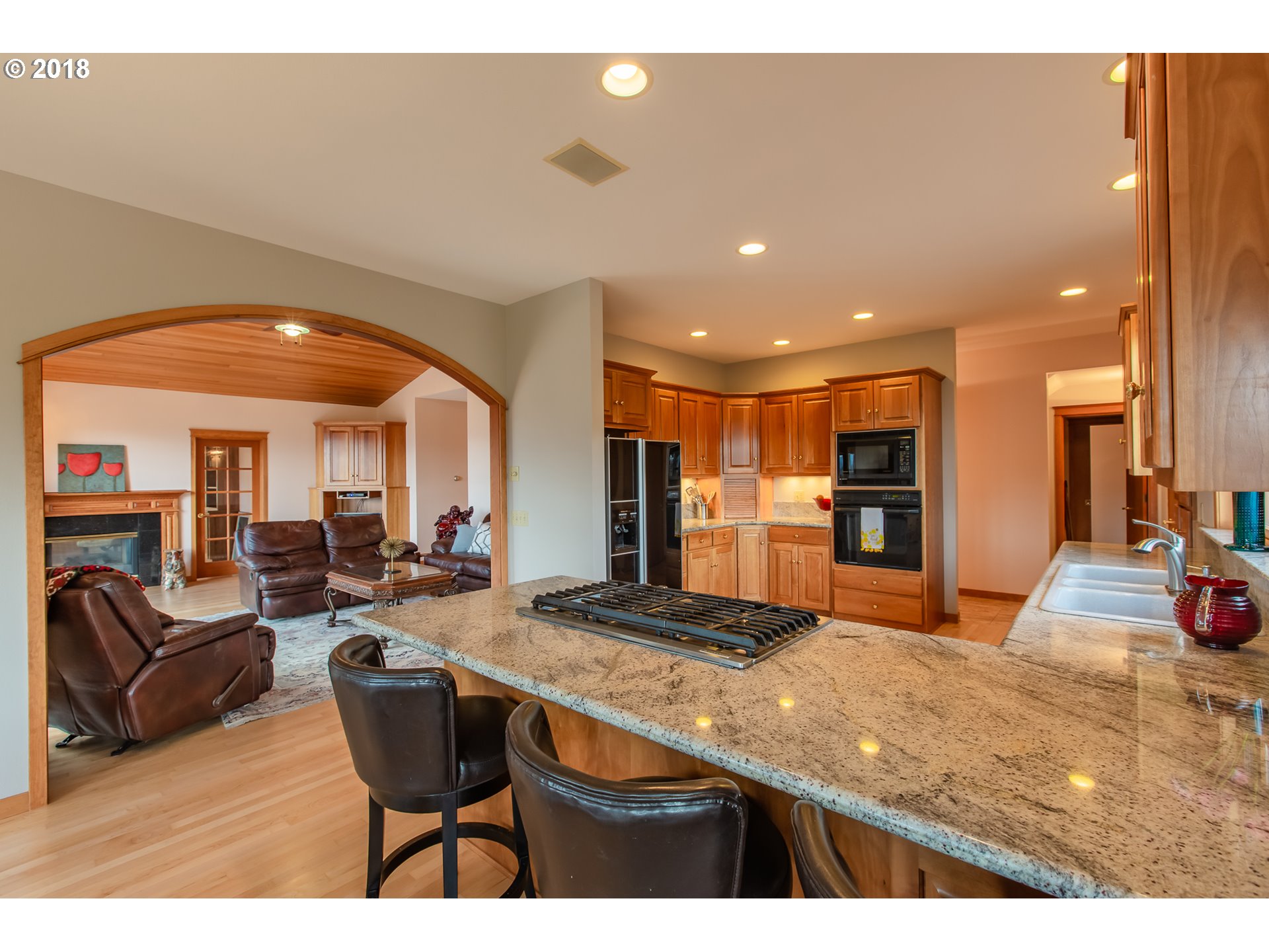 529 Highline Road Hood River, OR 97031 - Photo 22 of 32