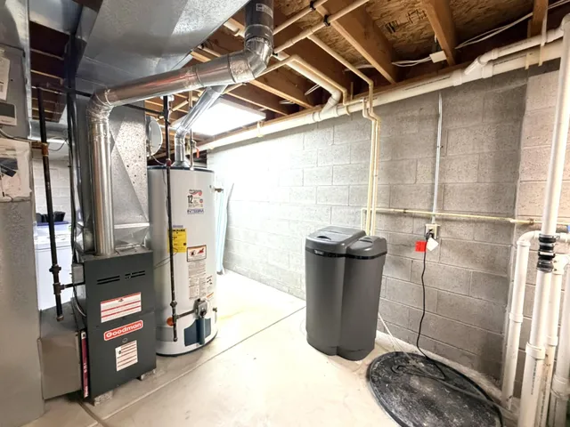 $474,900 | 198 Cramer Avenue, Dousman, WI 53118