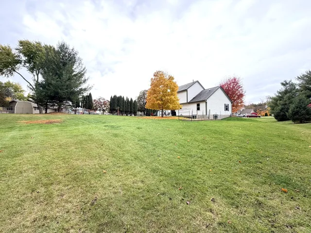 $474,900 | 198 Cramer Avenue, Dousman, WI 53118