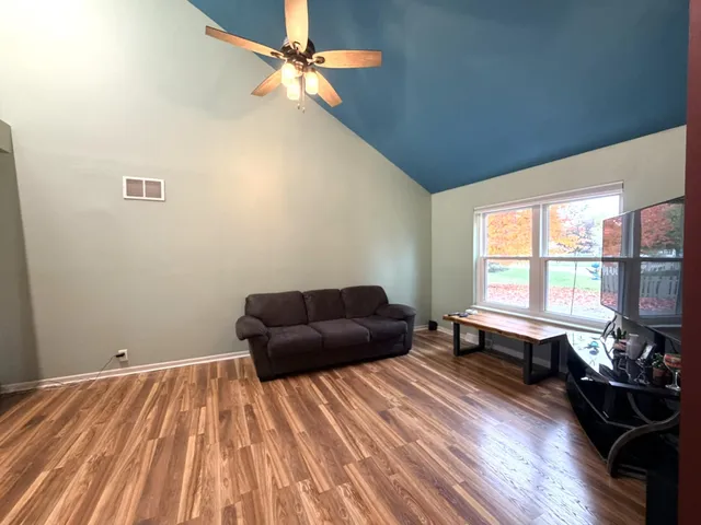 $474,900 | 198 Cramer Avenue, Dousman, WI 53118