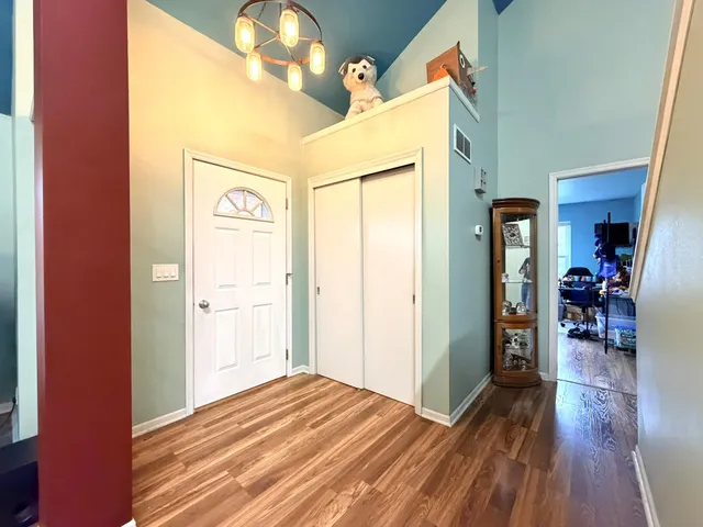 $474,900 | 198 Cramer Avenue, Dousman, WI 53118