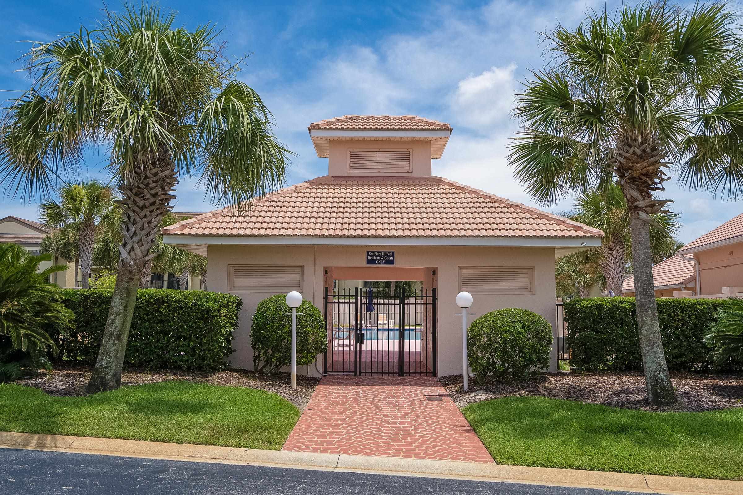 121 Tide Watch Drive St. Augustine, FL 32080 - Photo 41 of 49 a front view of a house with a yard