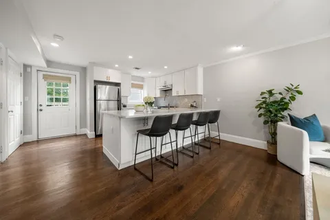 $899,000 | 3 Glover Court, Unit 2, Boston, MA 02127