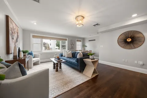 $899,000 | 3 Glover Court, Unit 2, Boston, MA 02127