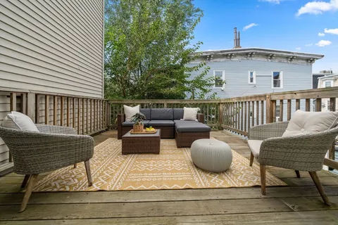 $899,000 | 3 Glover Court, Unit 2, Boston, MA 02127