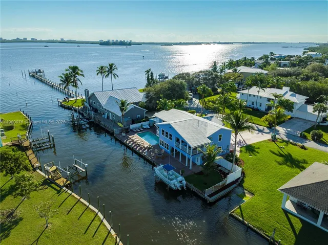 $12,000 | 474 Peninsula Drive, Fort Pierce, FL 34946