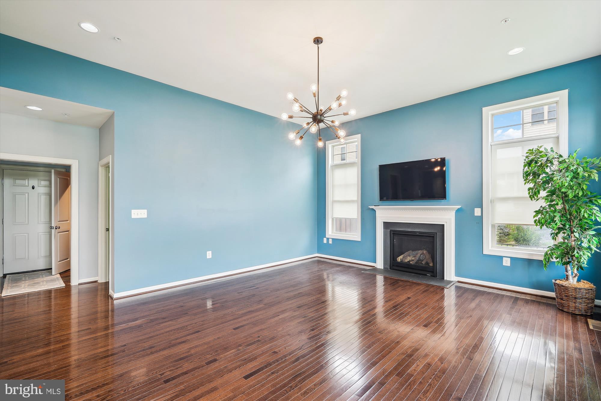 1105 Sweetbay Place Silver Spring, MD 20906 - Photo 20 of 116 Family Room leads to bed #1, powder room & garage