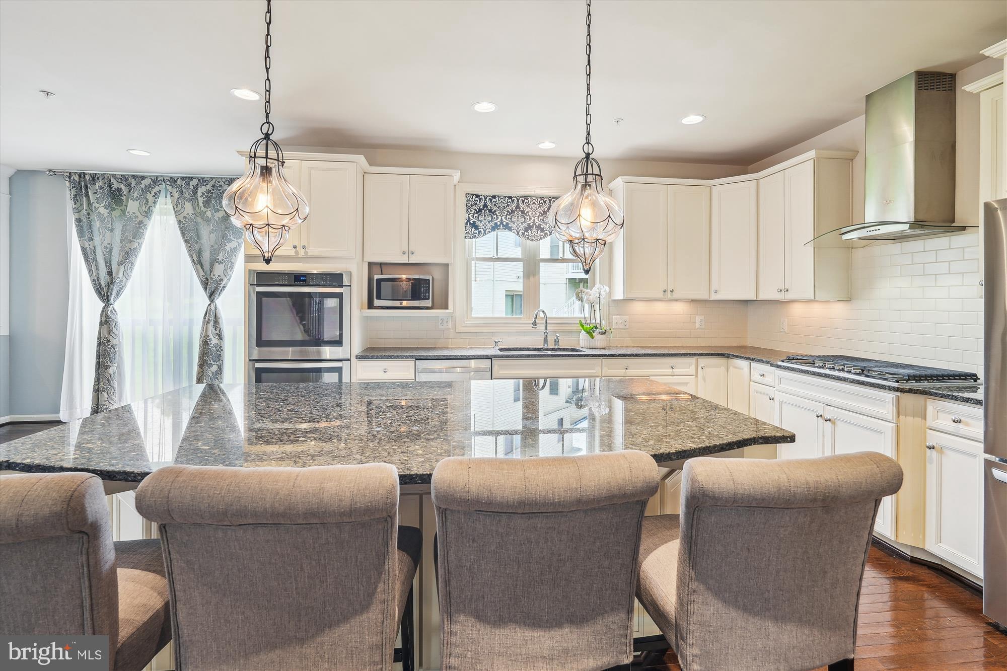 1105 Sweetbay Place Silver Spring, MD 20906 - Photo 26 of 116 Kitchen w/ updated pendants and upgraded cabinetry
