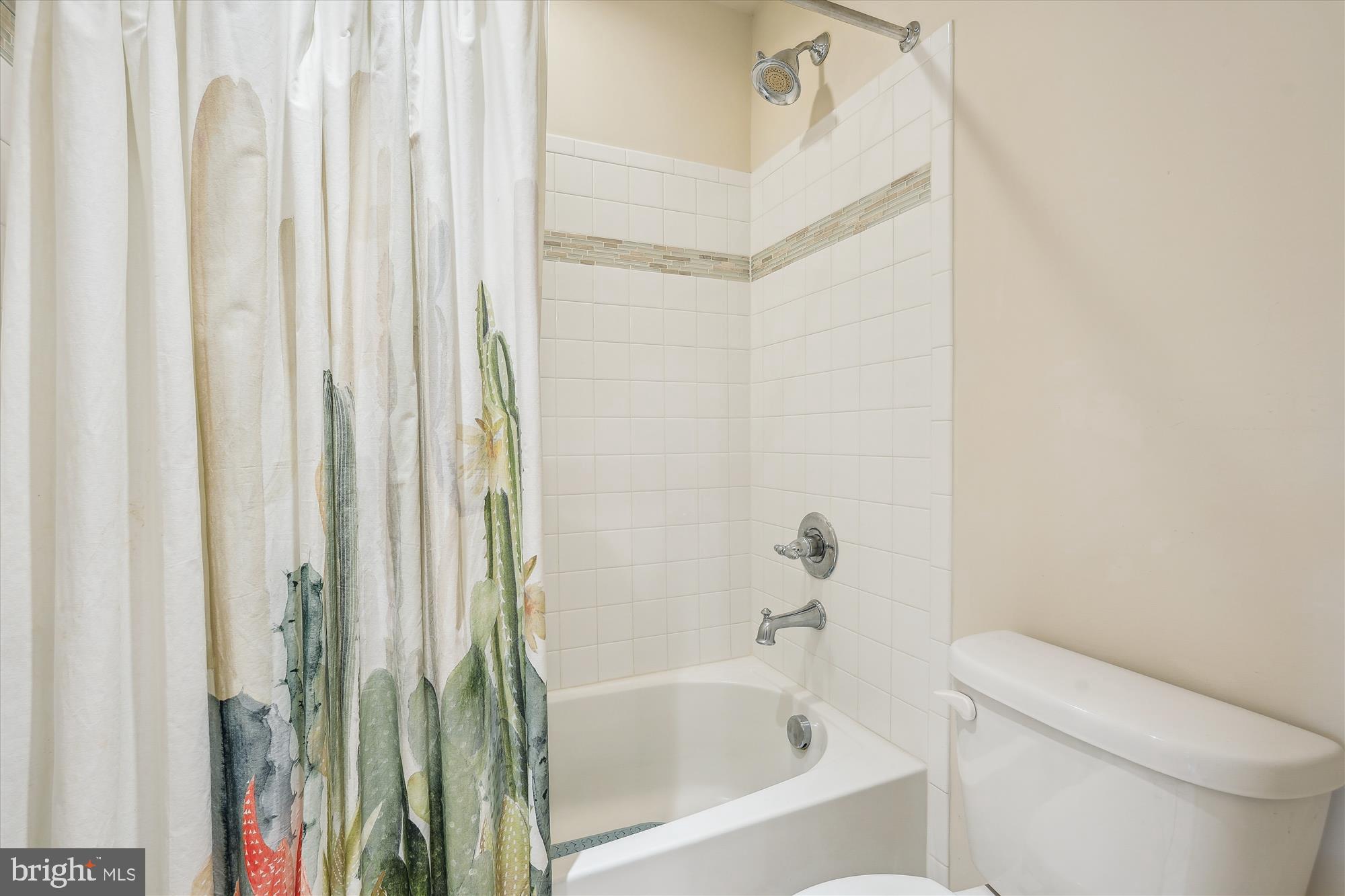 1105 Sweetbay Place Silver Spring, MD 20906 - Photo 43 of 116 Bathroom #3 - Jack & Jill