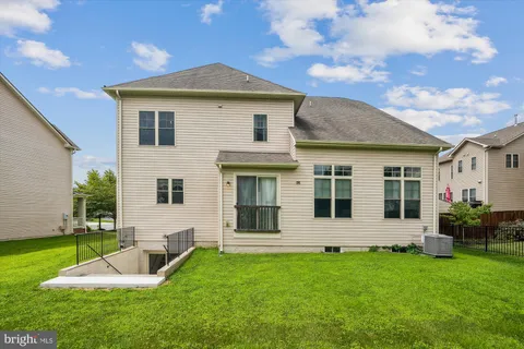 $1,100,000 | 1105 Sweetbay Place, Silver Spring, MD 20906