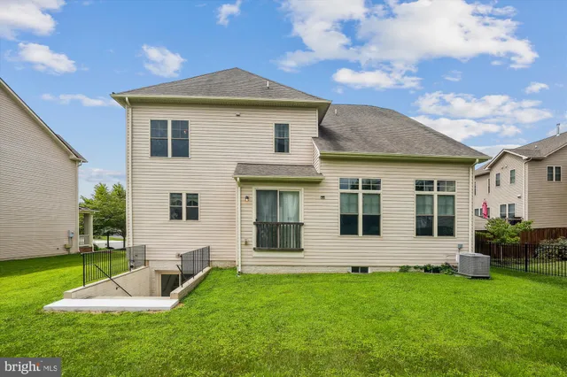 $1,085,000 | 1105 Sweetbay Place, Silver Spring, MD 20906