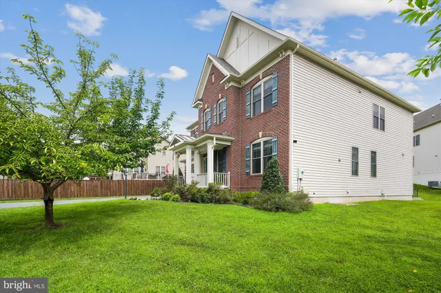 $1,085,000 | 1105 Sweetbay Place, Silver Spring, MD 20906