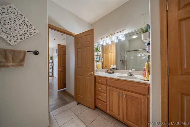 $199,000 | 49 Aqua Finn Drive, Unit 3A, Lake Ozark, MO 65049