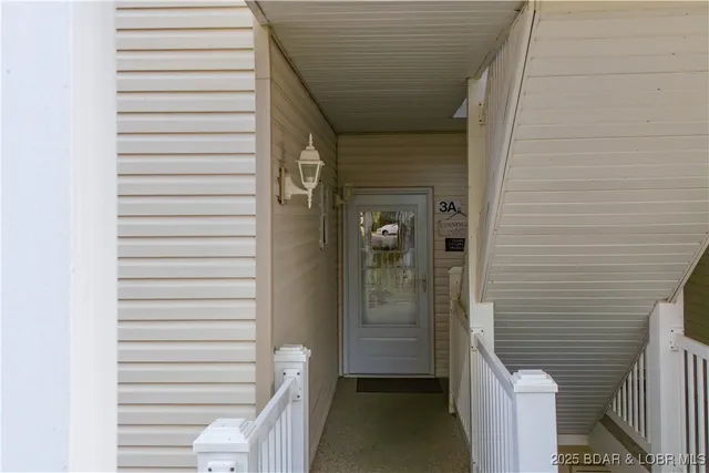 $199,000 | 49 Aqua Finn Drive, Unit 3A, Lake Ozark, MO 65049