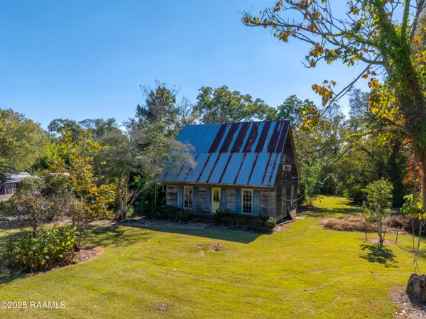 $6,000,000 | 726 East Broussard Road, Lafayette, LA 70508