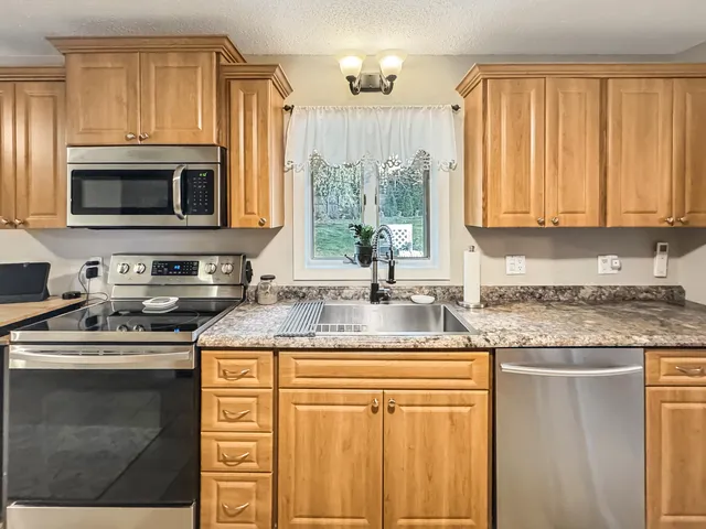 $299,900 | 137 Fox Street, Madawaska, ME 04756