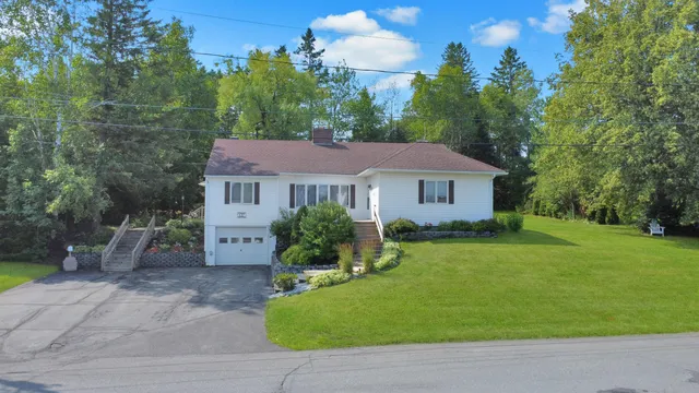 $299,900 | 137 Fox Street, Madawaska, ME 04756