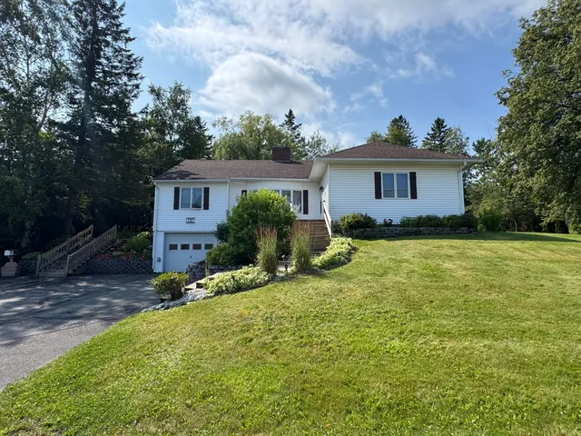 $299,900 | 137 Fox Street, Madawaska, ME 04756