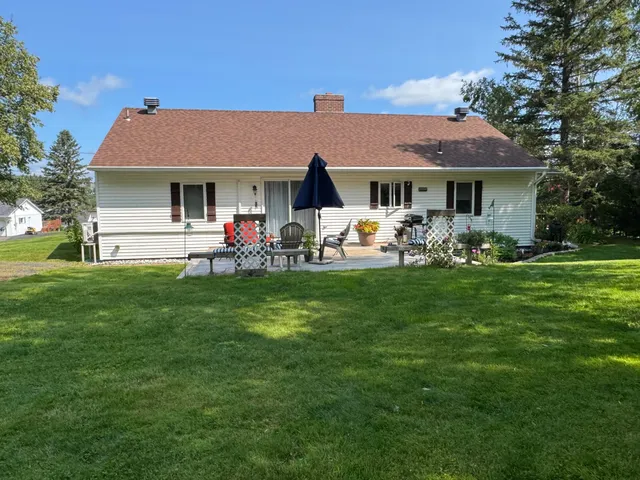 $299,900 | 137 Fox Street, Madawaska, ME 04756