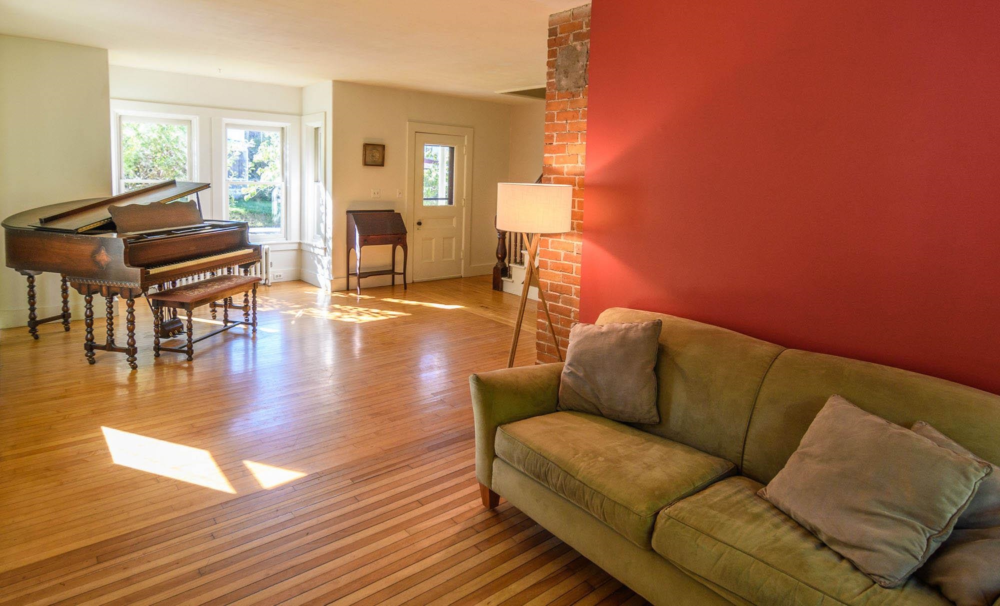 35 Cedar Street Brattleboro, VT 05301 - Photo 12 of 29