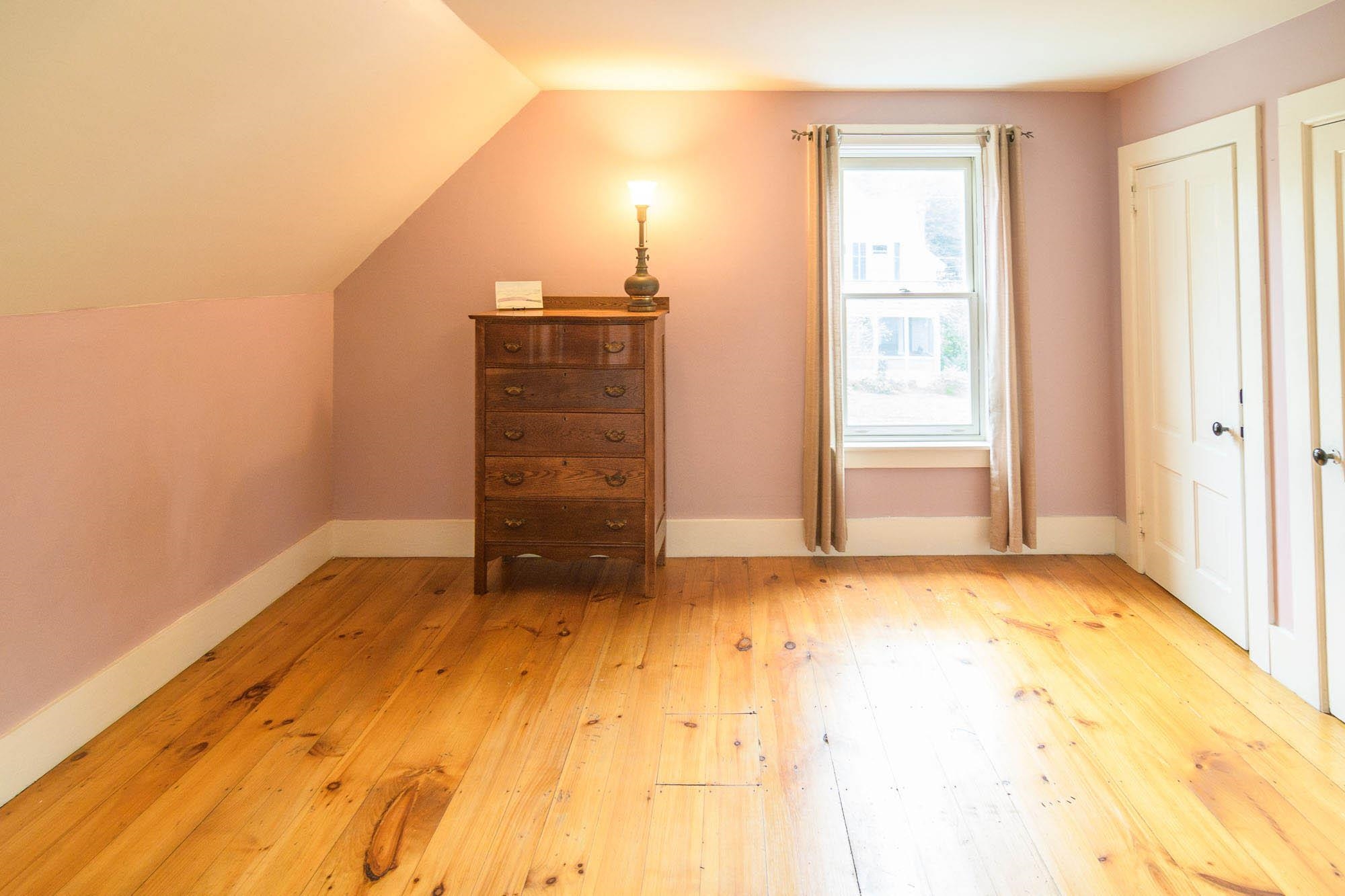 35 Cedar Street Brattleboro, VT 05301 - Photo 16 of 29