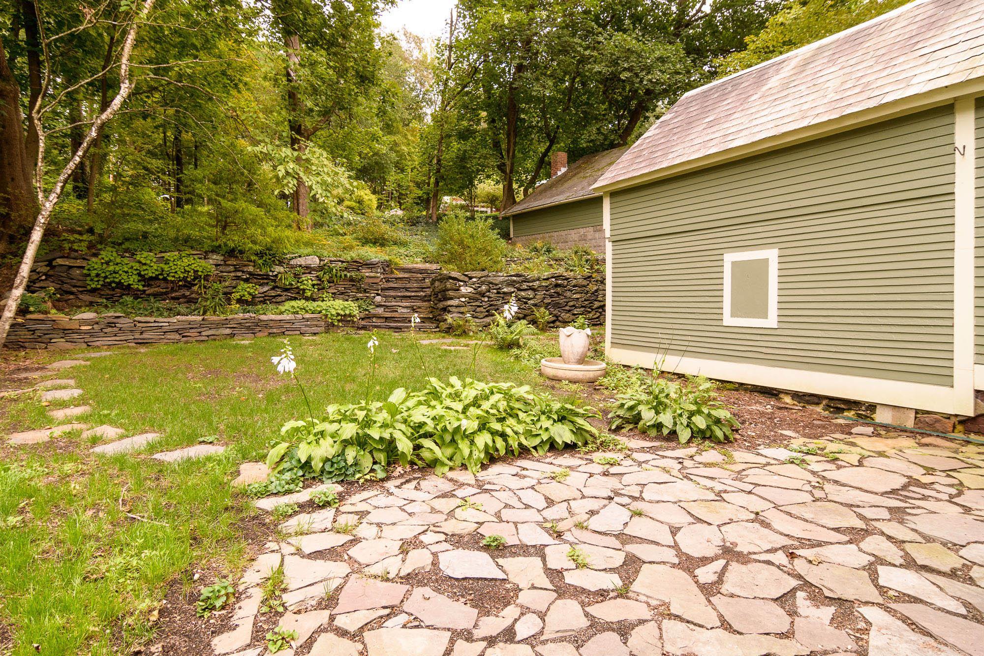 35 Cedar Street Brattleboro, VT 05301 - Photo 26 of 29