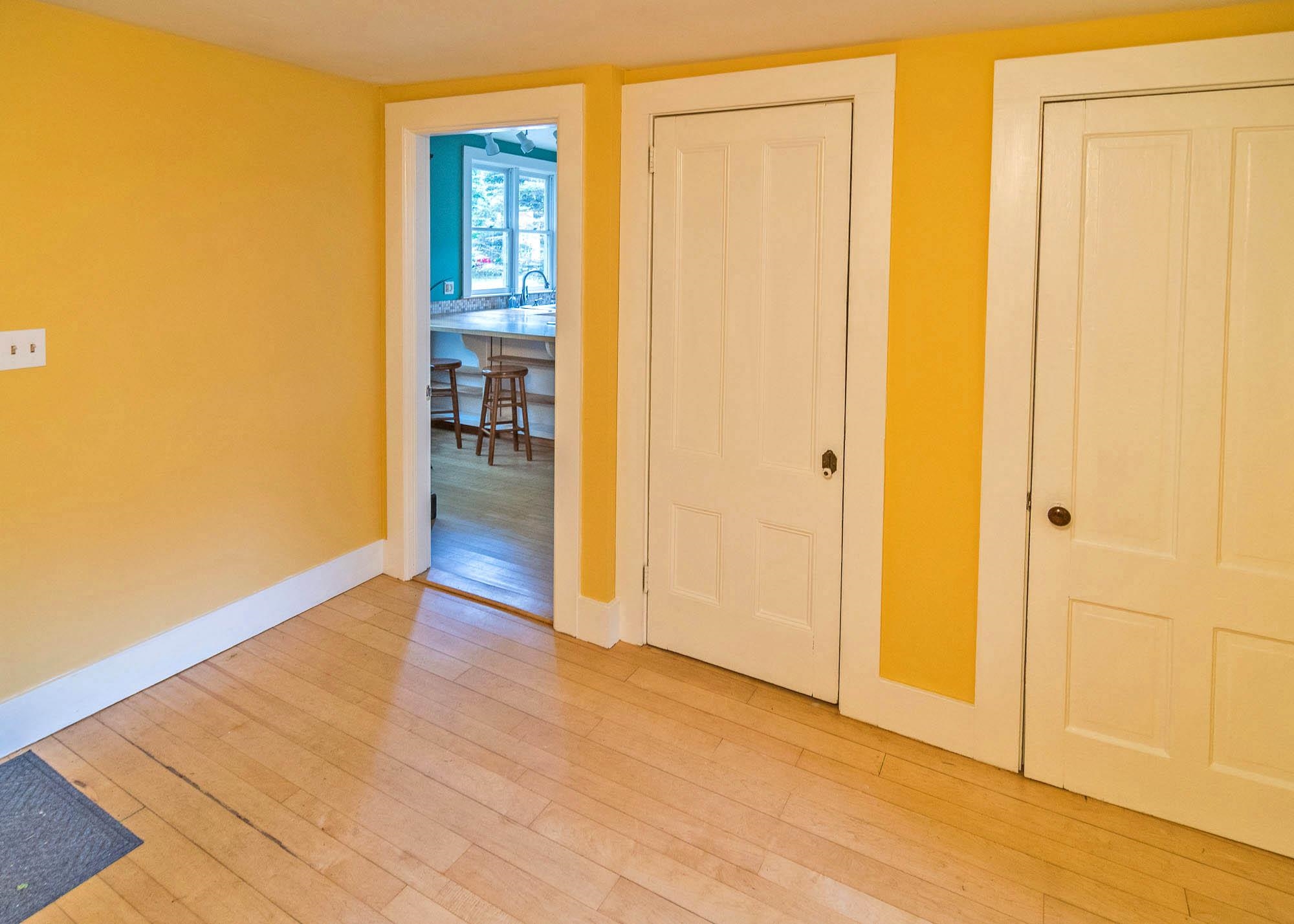 35 Cedar Street Brattleboro, VT 05301 - Photo 8 of 29